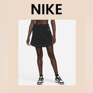 Nike Women’s Tennis Skirt Size XXL NWT